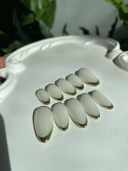 White Pearl Gold Outline Press On Nails - Chrome Edge French Tip - Clean Girl Press On - Bridal Wedding Nails -  Luxury Handmade Nails- Custom Size Set - NM233018