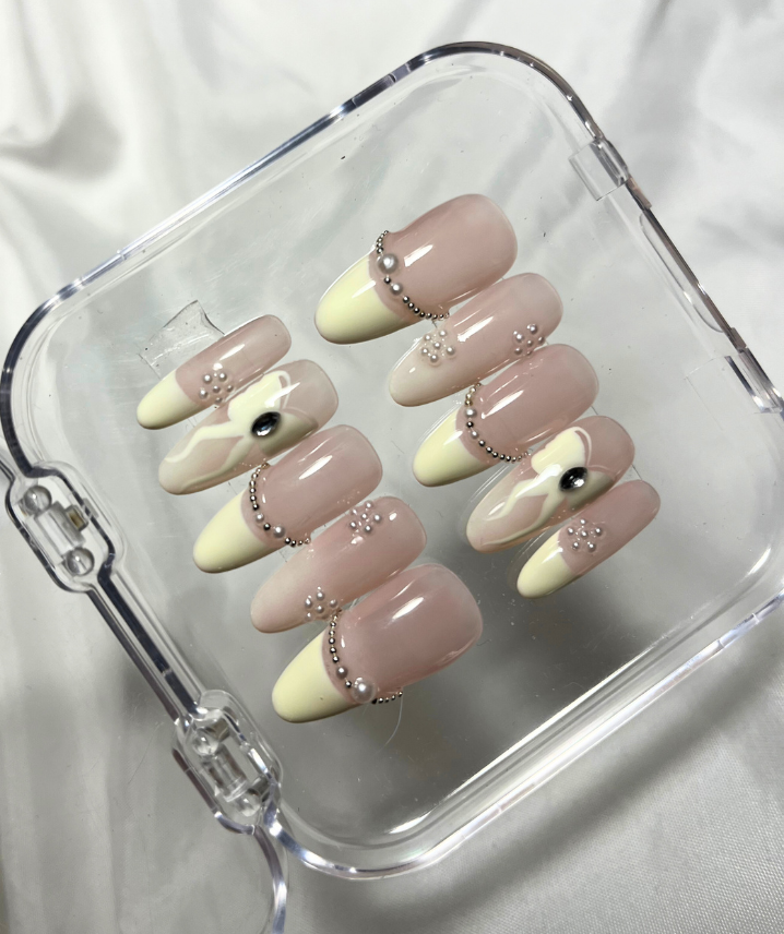 Blush Pink French Tip Press-On Nails with Flower Accent - Valentines Nails - Wedding & Everyday Nails  -  Custom Size Set - PN251135