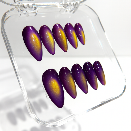 Amber Cat Eye Press On Nails with Navy Ombre & Gold French Tip - Wedding Brial Nails - Luxury Old Money Look - Fall Luxury - Handmade Magnetic Nail Set - Custom Size Set - PN251140