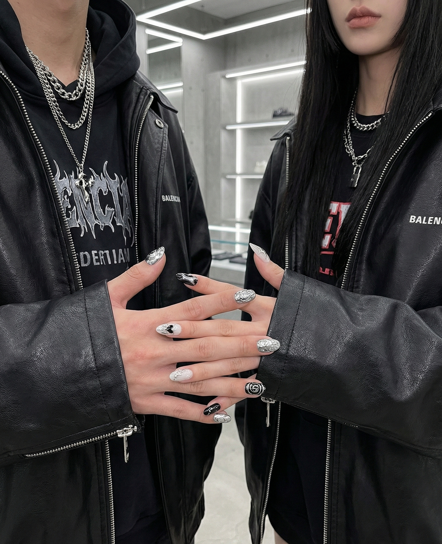 Couple Matching Press On Nails - Black & Silver Chrome Heart - Cyber Sigilism Liquid Metal - His and Hers Y2K Grunge - Boyfriend Gift Set - Custom Size Set - PN251189