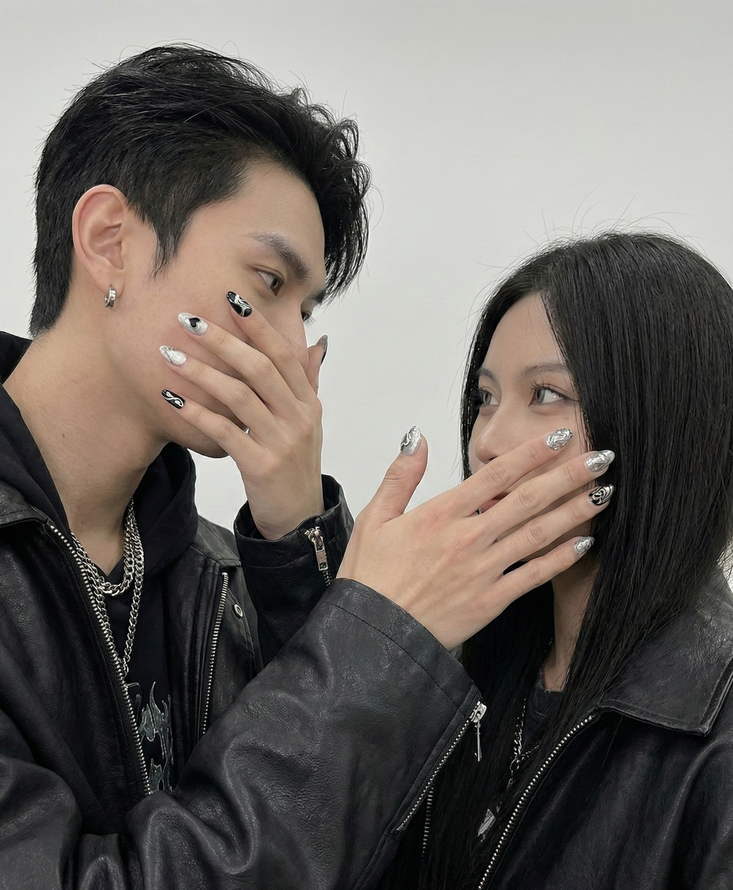 Couple Matching Press On Nails - Black & Silver Chrome Heart - Cyber Sigilism Liquid Metal - His and Hers Y2K Grunge - Boyfriend Gift Set - Custom Size Set - PN251189