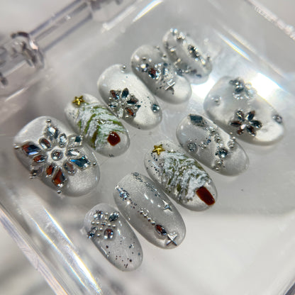 Pinneacle Studio Luxury Handmade Press-on Nail, Christmas Holiday Nails Short Oval Silver Cat-eye With Charms - Crytals Style Press On - Custom Size Set - CFT10001