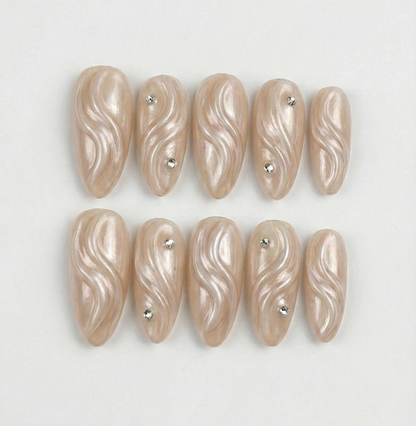 Champagne Pearl 3D Swirl Press On Nails - Textured Wave Art - Old Money Jewelry - Bridal Wedding - Custom Size Set - PN251195
