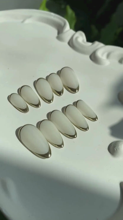 White Pearl Gold Outline Press On Nails - Chrome Edge French Tip - Clean Girl Press On - Bridal Wedding Nails -  Luxury Handmade Nails- Custom Size Set - NM233018