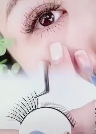 9D WISPY | XXL Box | 1200 Fans | Premade Spike + Volume Fans | Mix sizes